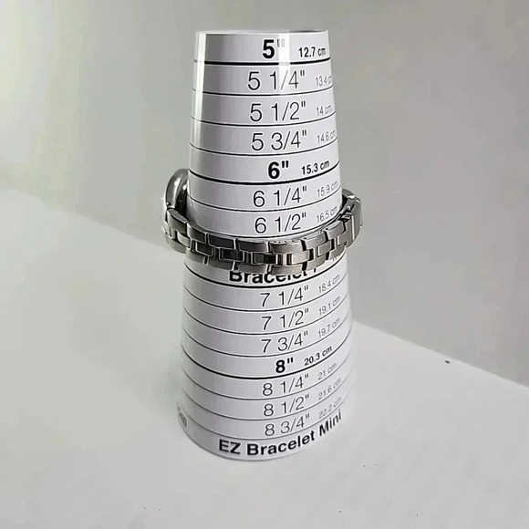 Womens Timex White Dial Crystal Watch Stainless Steel Band New Battery Dainty - Picture 9 of 16